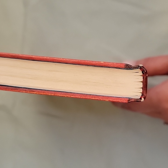 Diary of a Wimpy Kid, 217 pages. Hardback book. Used but still in great shape. - Picture 6 of 8